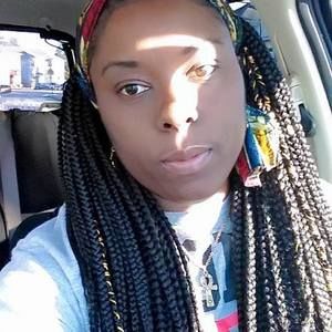 Meet your Posher, Jeterria